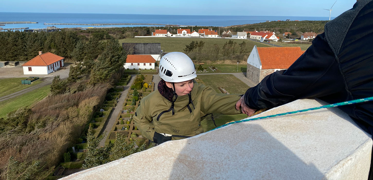 Rappelling på Hanstholm fyr