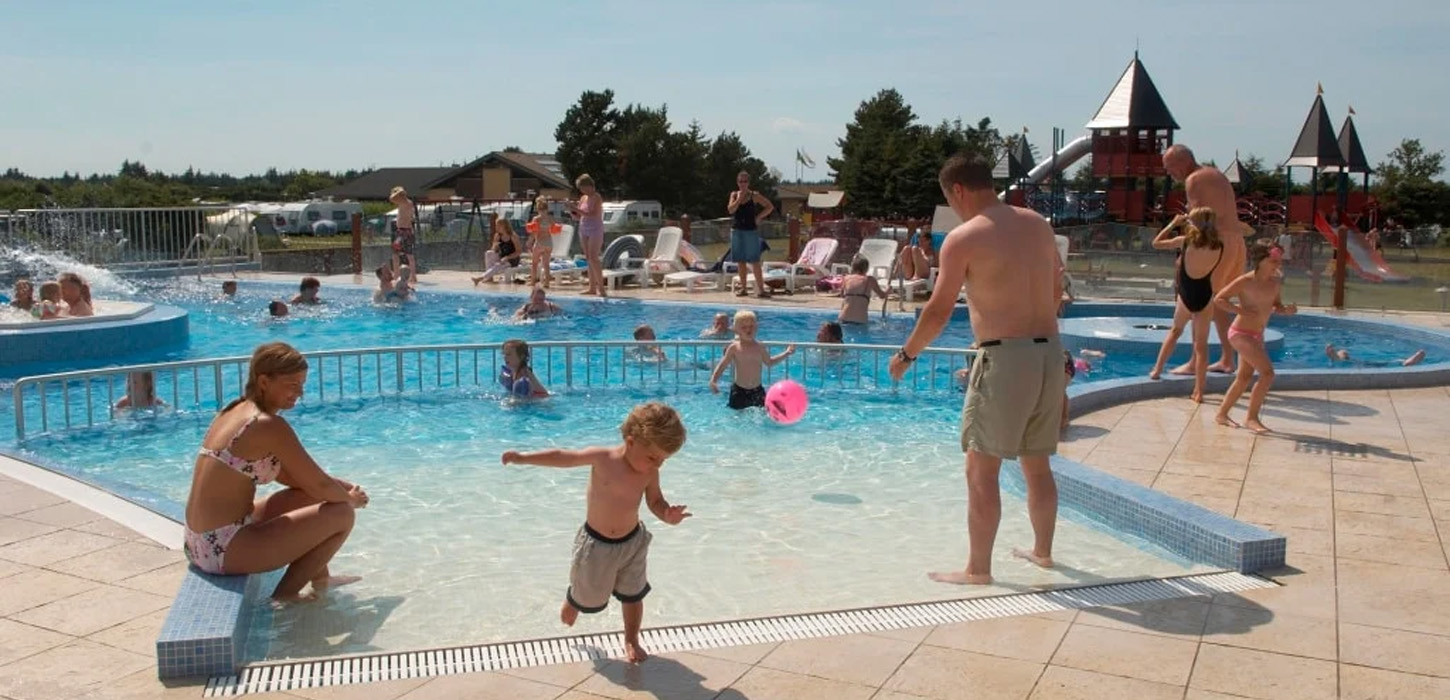 Jambo, feriepark, Blokhus, pool, legeplads, camping, 