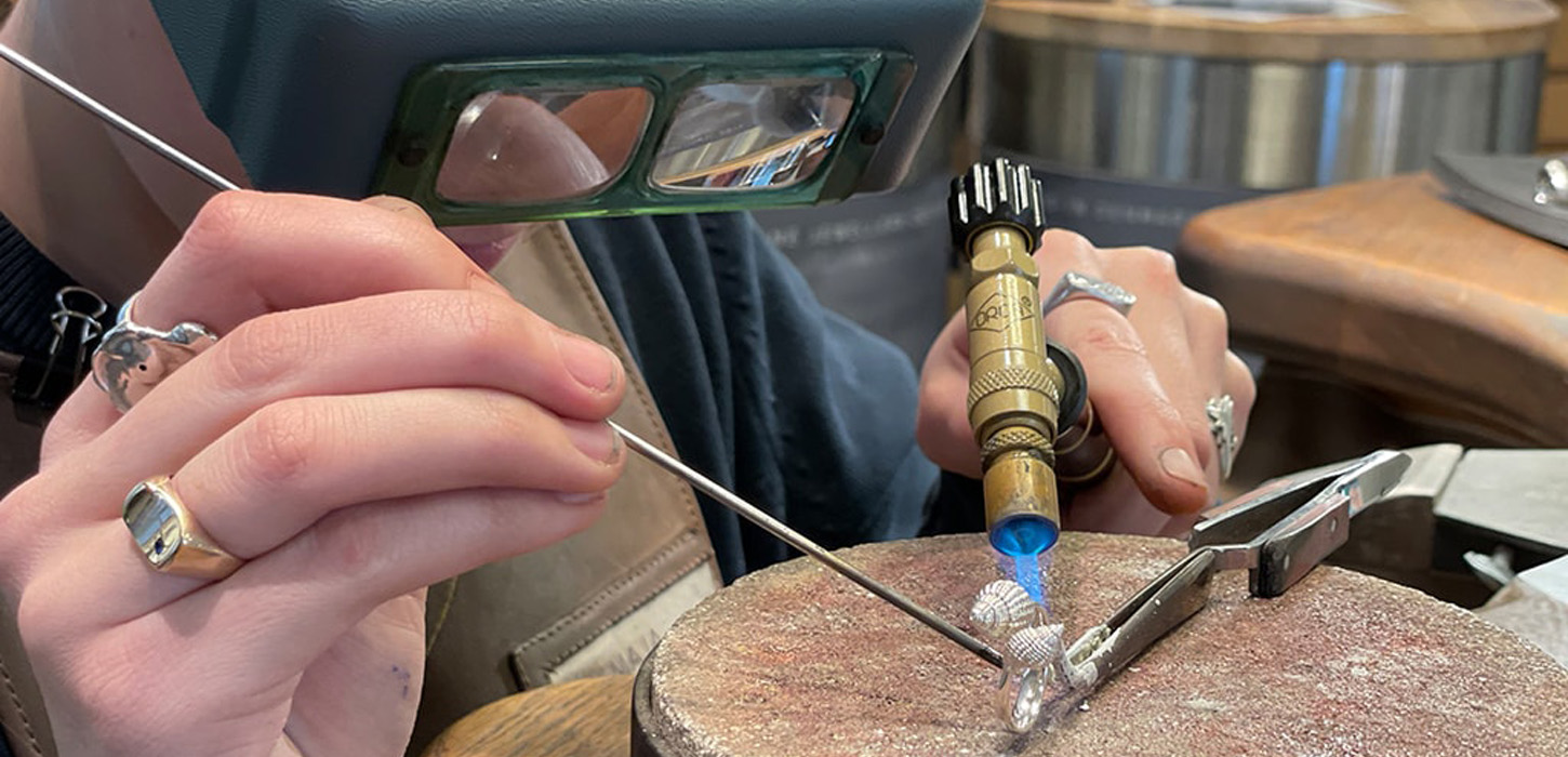 Jan Jørgensen, smykker, blokhus