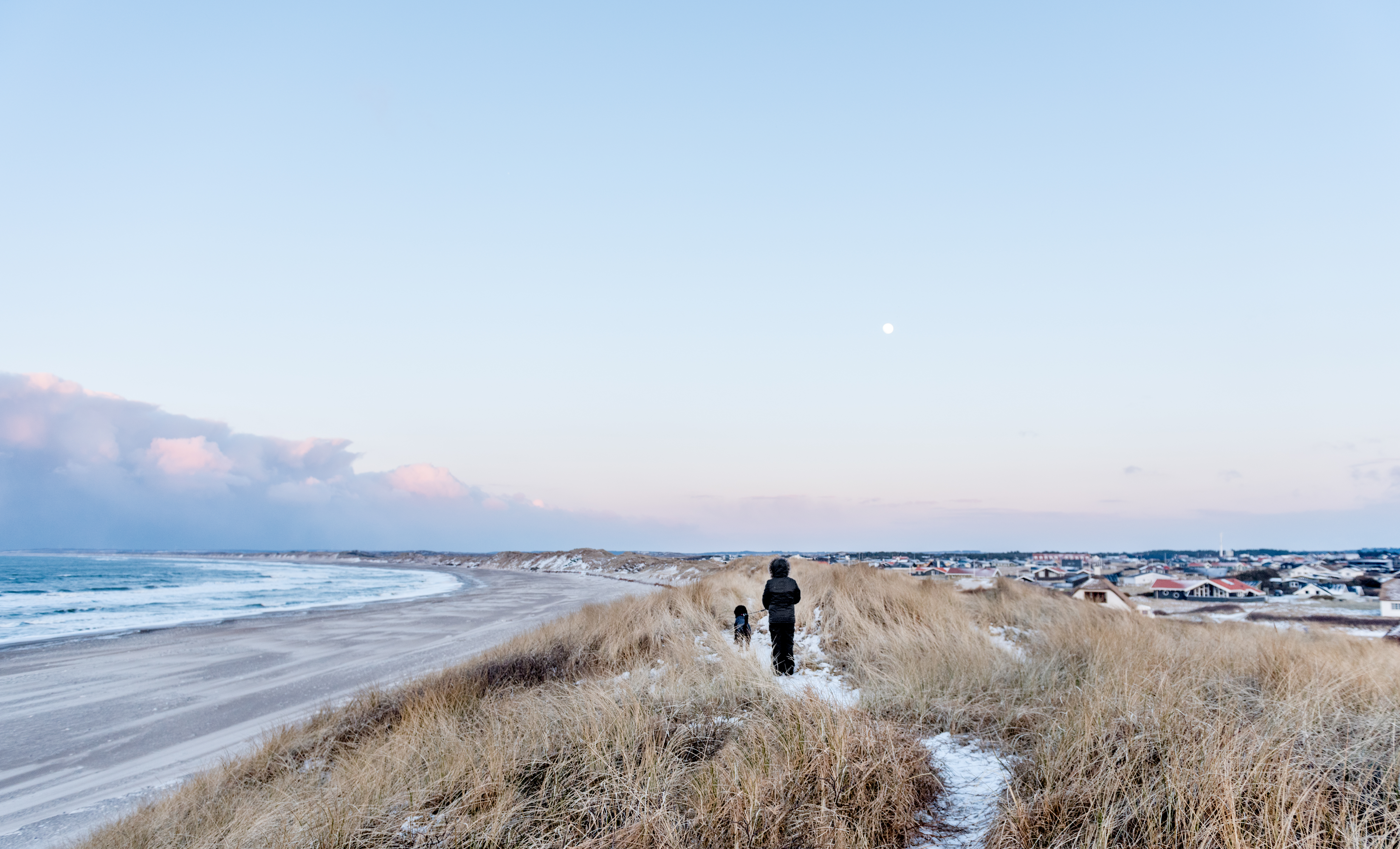 Pige i klitterne_vinter_klitmøller