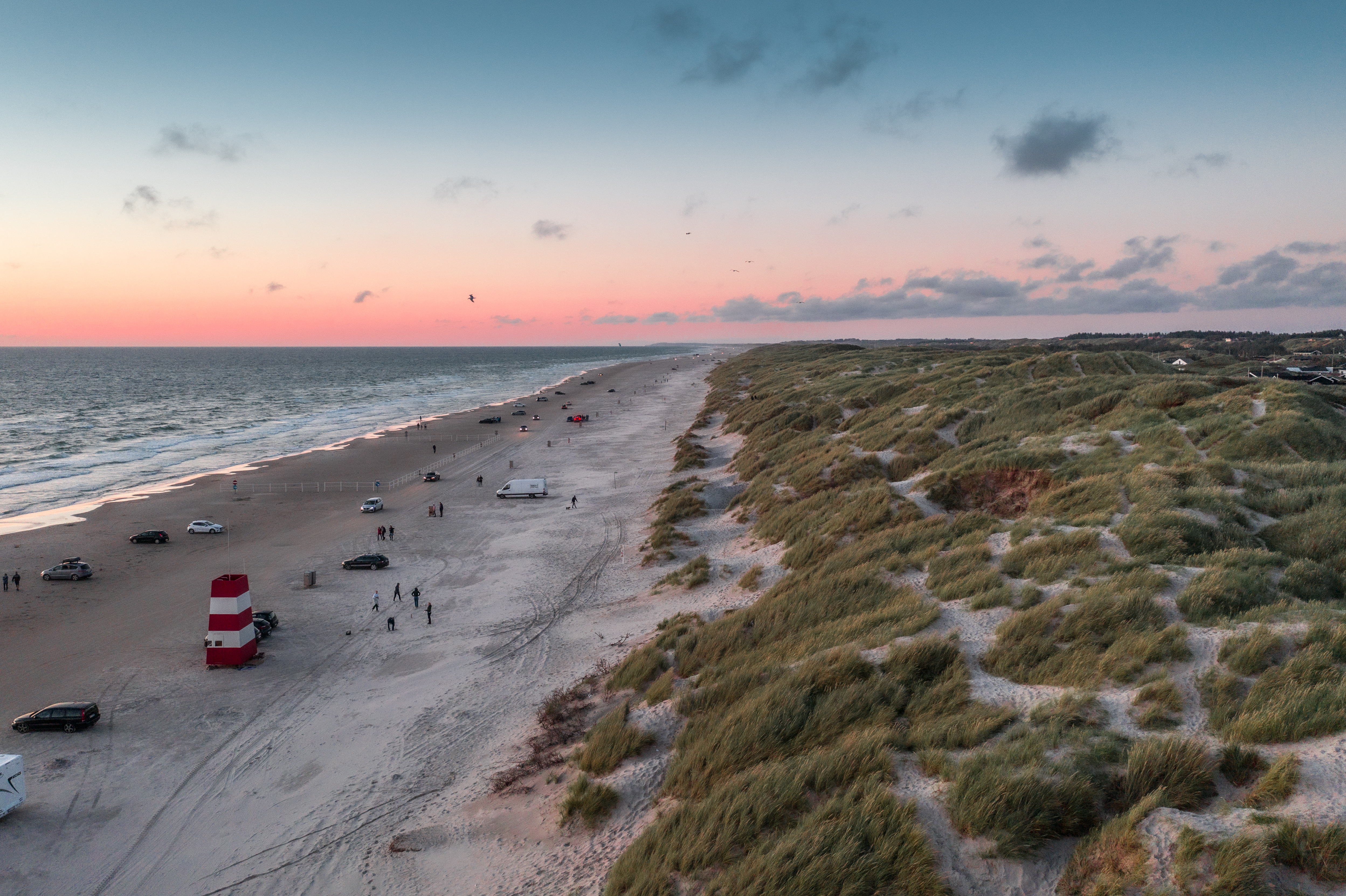 Blokhus strand i solnedgang